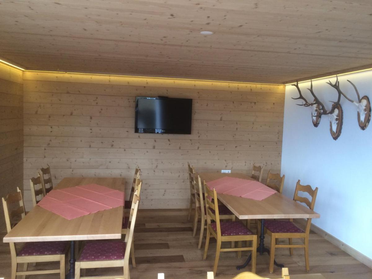 Hotel Restaurant Heidihof Maienfeld Exterior photo